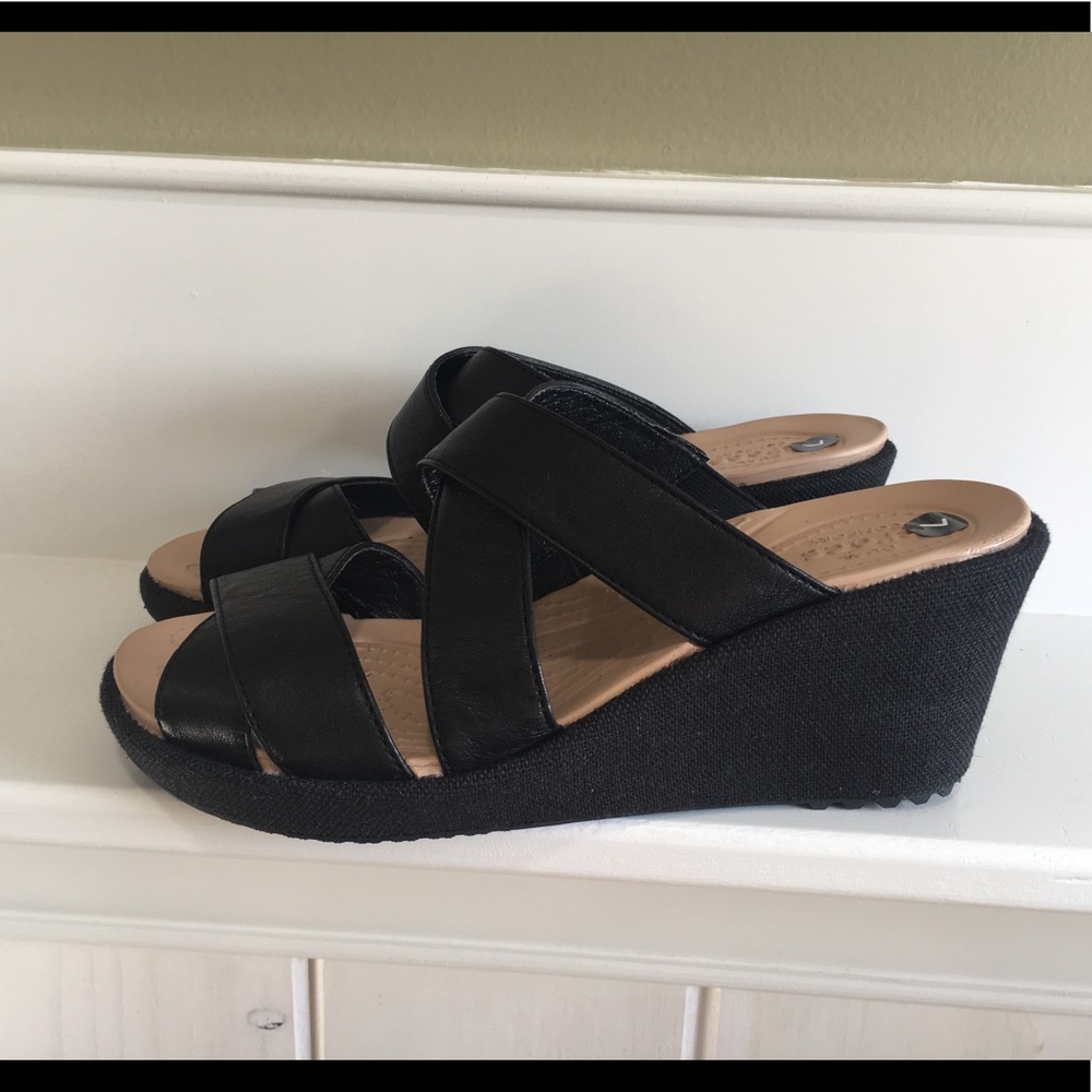 Crocs wedge sandals